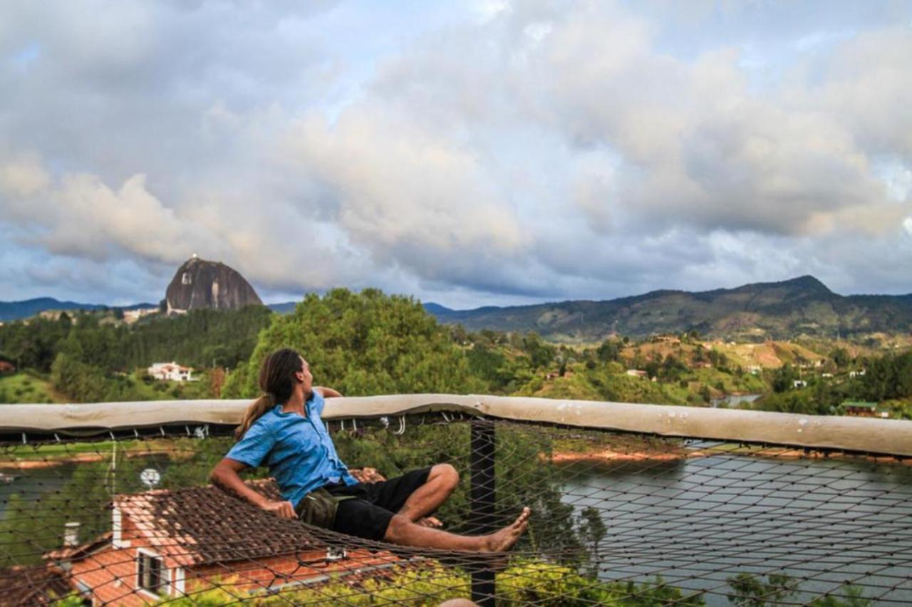 Happy Buddha Hostel & Lodge Guatapé Eksteriør billede